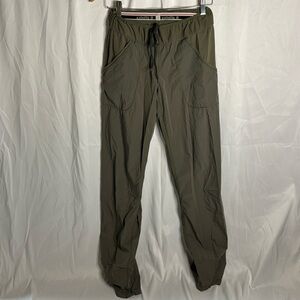 Lululemon Athletic Pants, size M